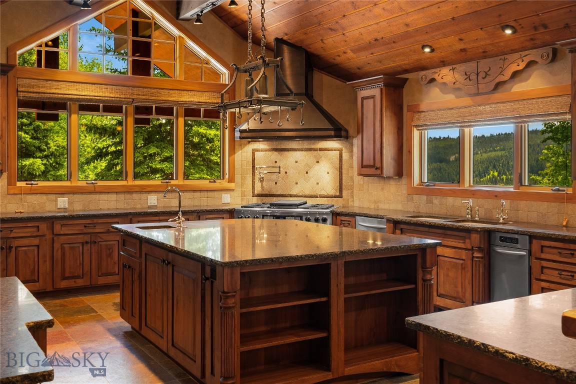 Sweetgrass Hill - Residential