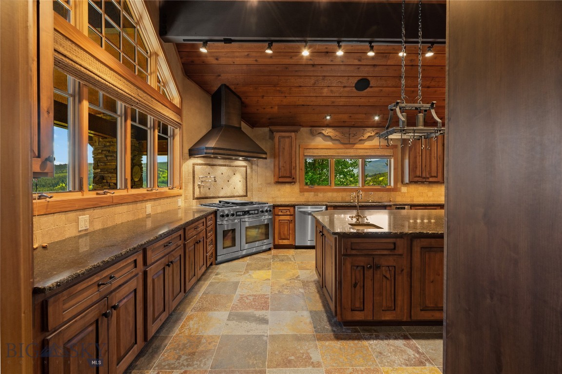 Sweetgrass Hill - Residential