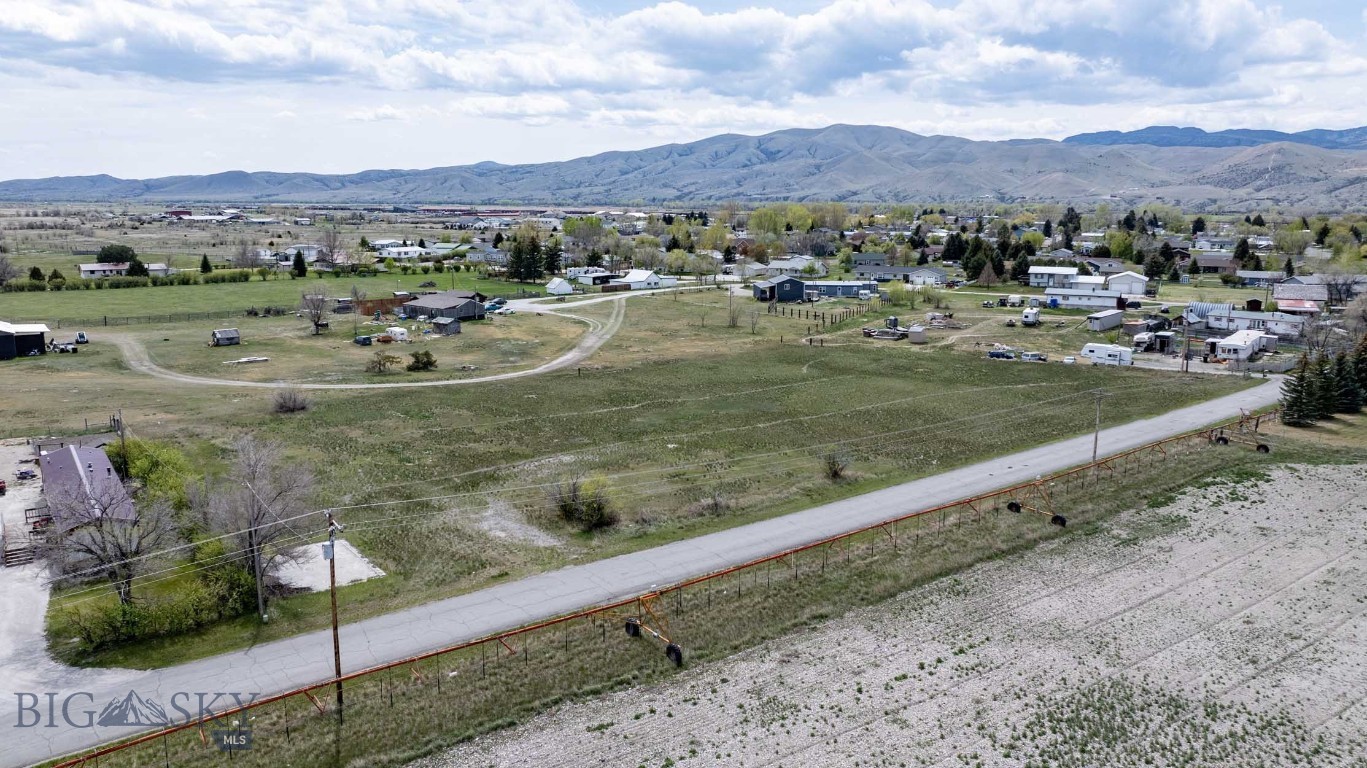 One-acre lot located at the edge of Townsend. This property offers a very convenient location in city limits near all local amenities while providing extra elbow room and a peaceful, rural feel. The lot features great views and a quiet setting, making it an ideal building site. Schedule a showing today.
