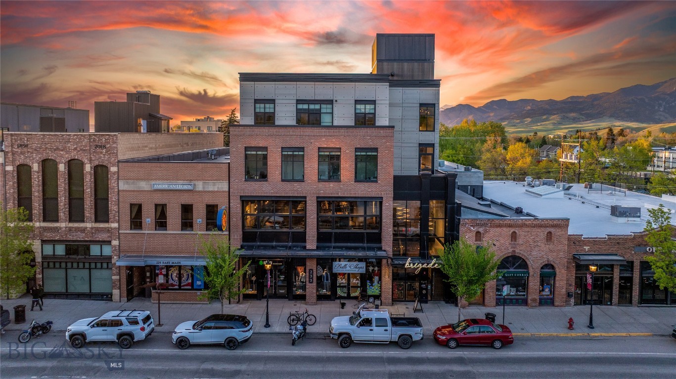 We are pleased to present a generational opportunity to acquire The
Osborne, a premier mixed-use asset located on East Main Street in
Downtown Bozeman, Montana. Delivered in 2020 and designed by
award-winning Locati Architects, this four-story, 33,044-square-foot
building represents the only recent ground-up development on Bozeman’s
core Main Street corridor – combining best-in-class construction,
architectural excellence, and long-term income stability.

The Osborne features a curated tenant mix of high-end retailers, premier
dining, executive office suites, and a rooftop telecommunications lease.
All tenants operate under long-term leases with annual increases,
including NNN structures throughout.

Located in the heart of one of the fastest-growing and most affluent
micropolitan markets in the U.S., The Osborne benefits from a premier Main St location with access to hundreds of downtown retailers, proximity to Montana State
University, and over 4.5 million annual tourists who visit the greater
Bozeman–Yellowstone–Big Sky region. This is a rare chance to acquire a
Main Street trophy asset in a severely supply-constrained submarket with
high barriers to entry.