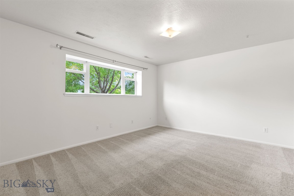 New Hyalite View - Residential