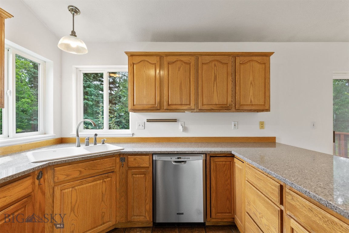 New Hyalite View - Residential