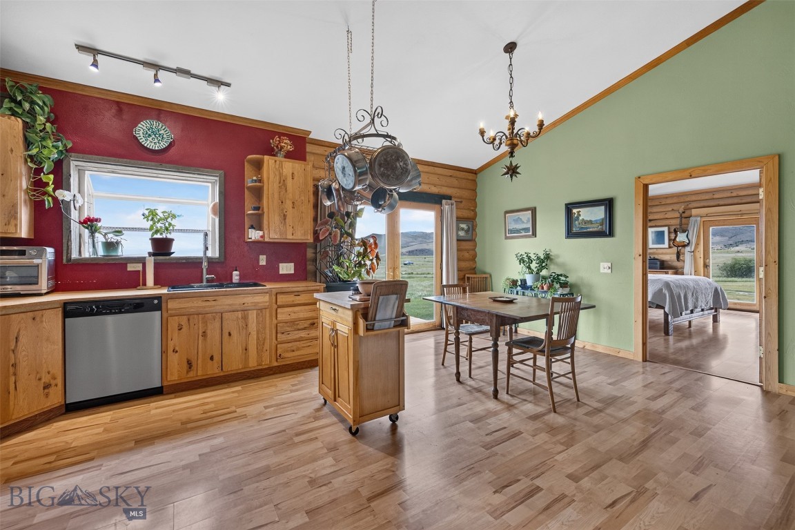 Shining Mountain West - Residential