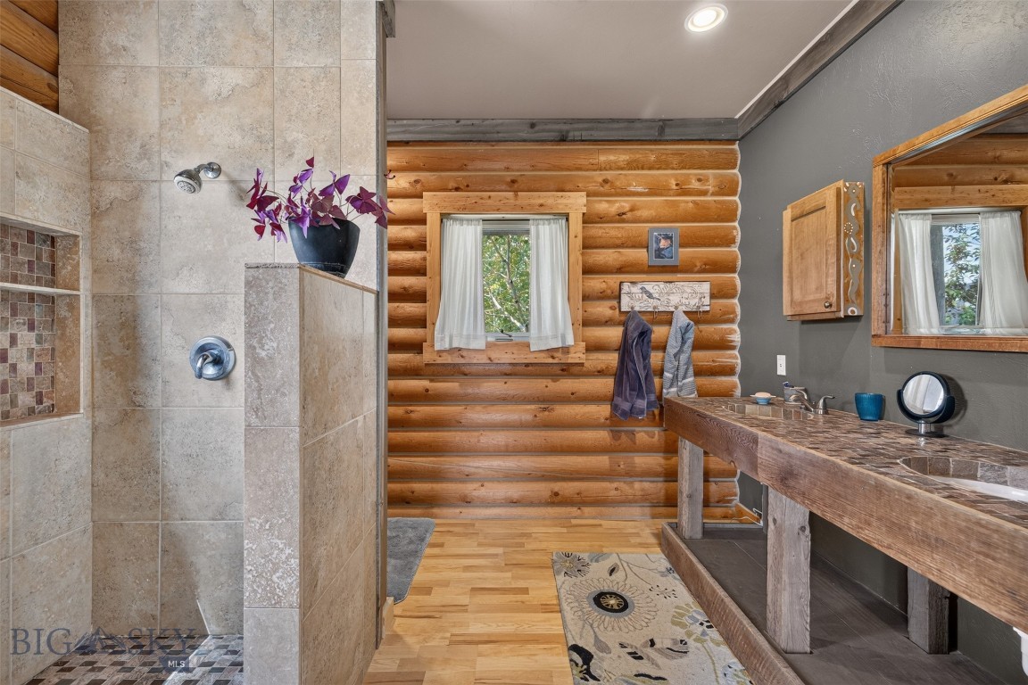 Shining Mountain West - Residential