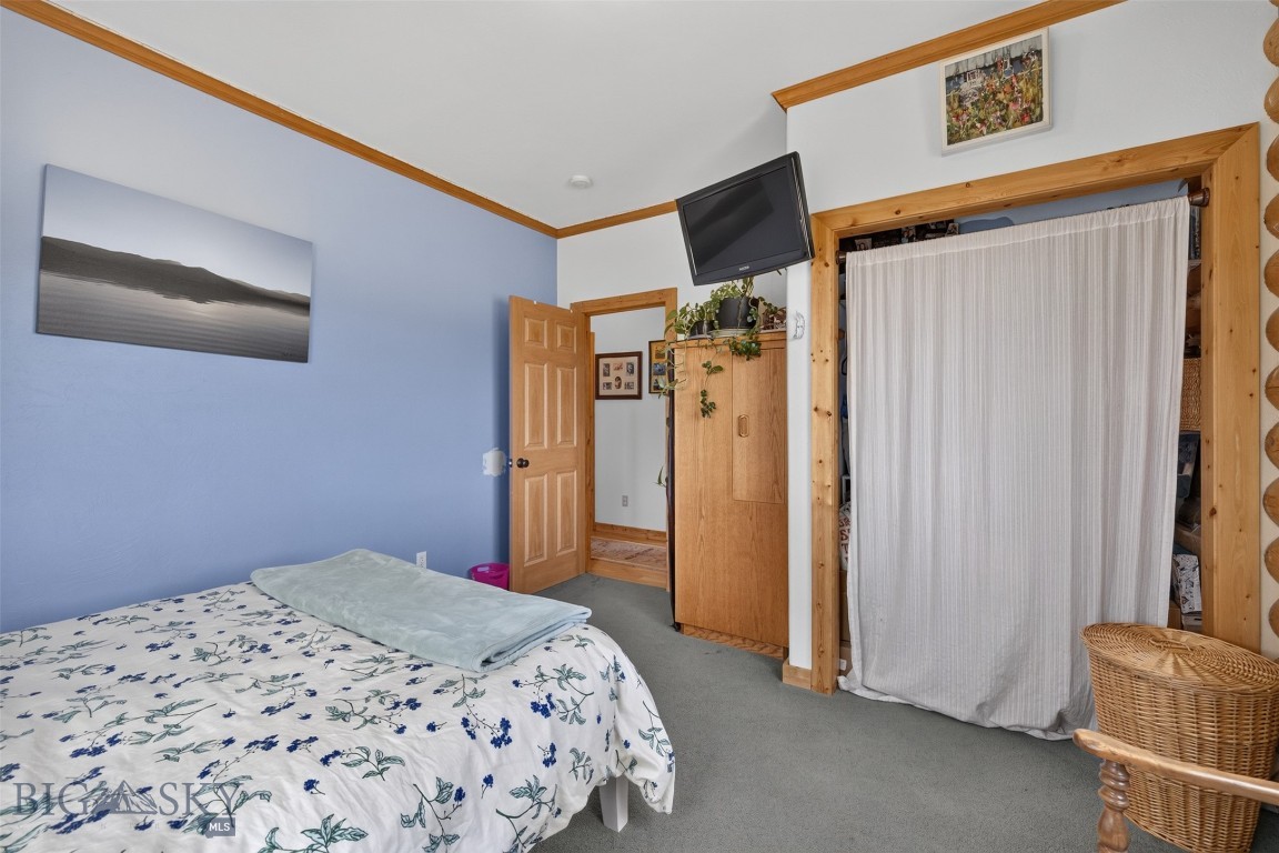 Shining Mountain West - Residential