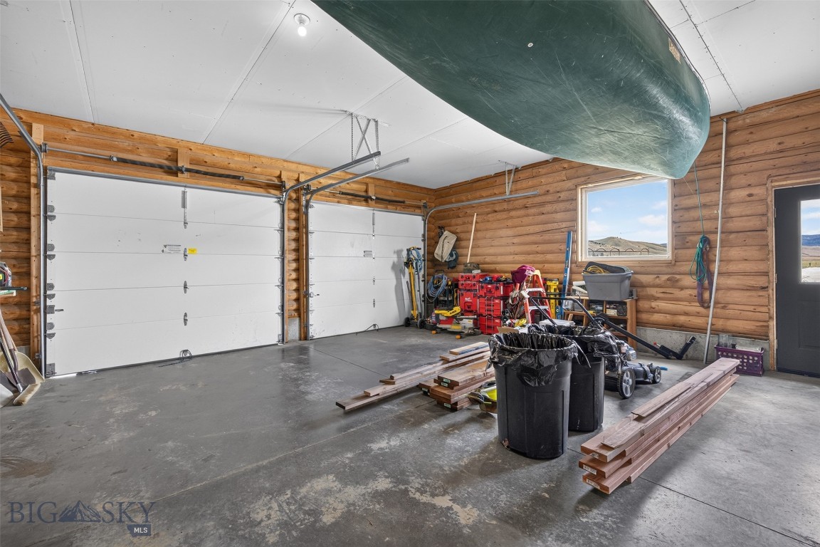 Shining Mountain West - Residential
