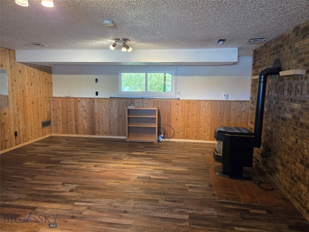 Hillcrest - Residential