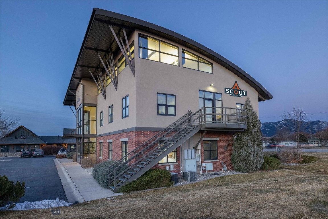 BRC Executive Offices is excited to offer a wide range of individual executive offices in a prime location. These individual offices are fully furnished and conveniently located near the intersection of 19th Ave. and Oak St., and range in size from 70 sqft (1 person) to 150 sqft (up to 4 people). This office, suite 203, is the largest office in the building with windows on 2 sides and enough space to easily accommodate 3 people. With views of the Bridgers, on site private parking and convenient proximity to 19th Ave., this is a perfect space for the remote worker or growing business. Prices start at $450/month for our currently available offices and rates include all utilities and wifi, with many pricing and term options. Available now for immediate move in. Please reach out to set up a tour of the building. Photos may be of similar unit