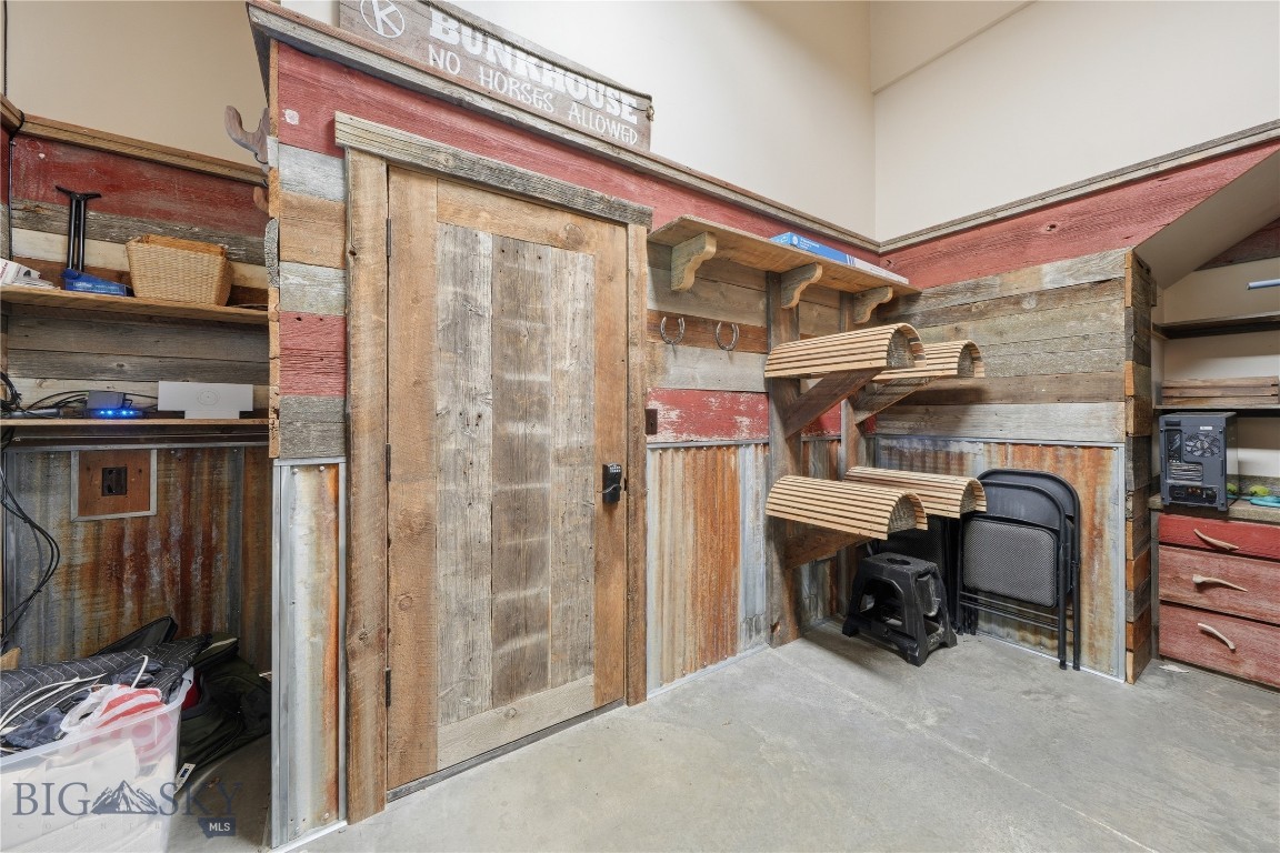 Saddle Peak Ranch - Residential