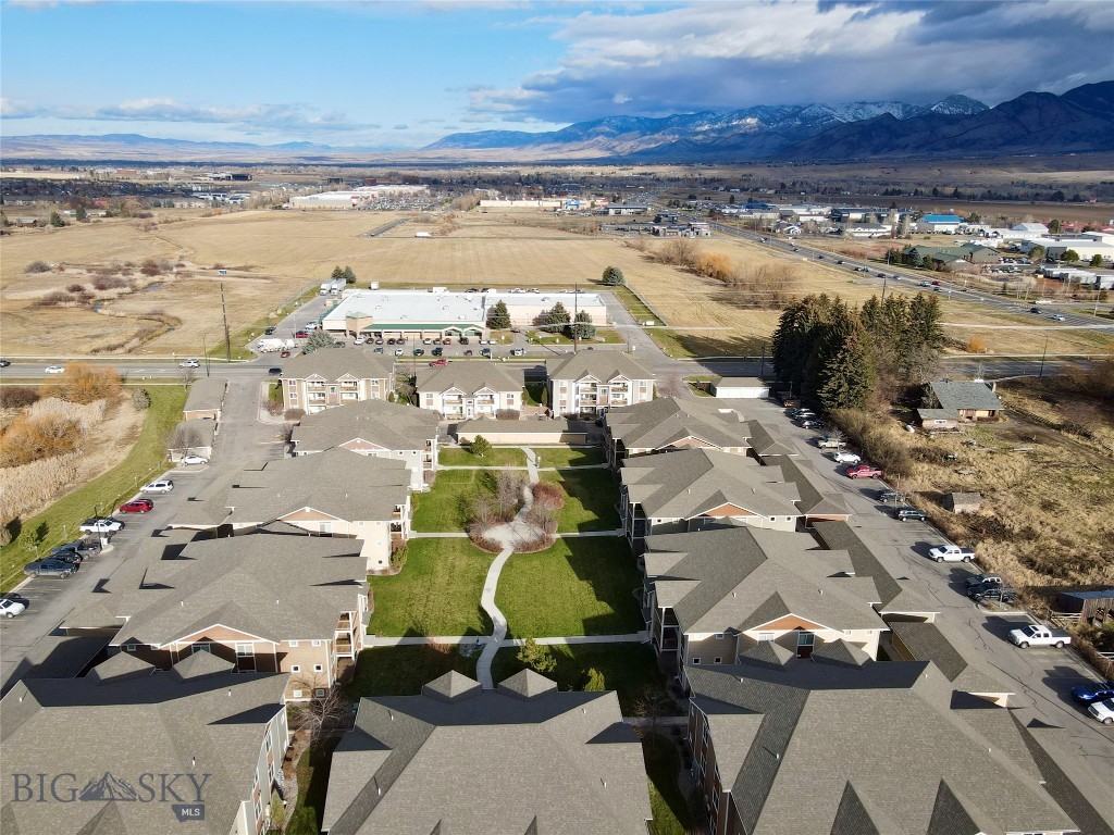 Baxter Springs Condo - Residential