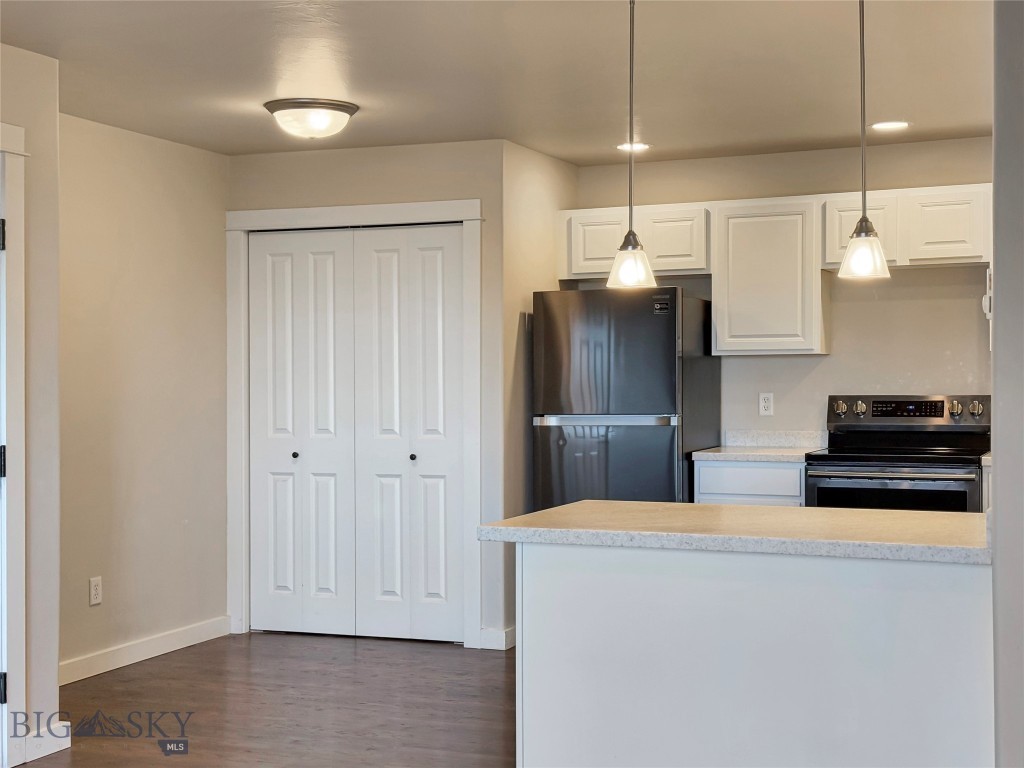 Baxter Springs Condo - Residential