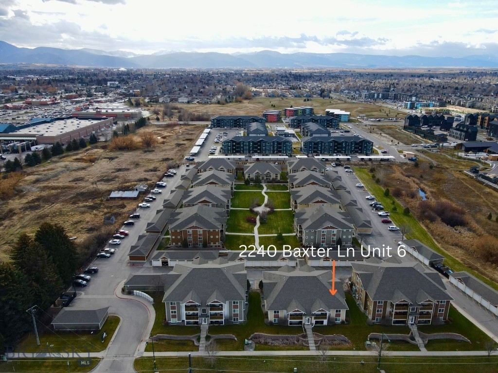 Baxter Springs Condo - Residential
