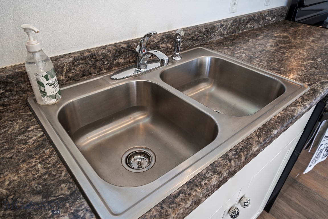 Brookside Condo - Residential