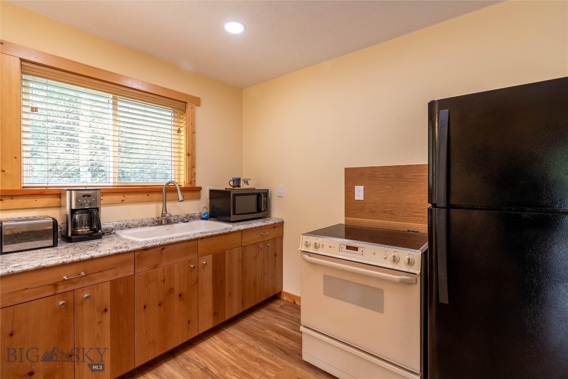 Whispering Pines - Residential
