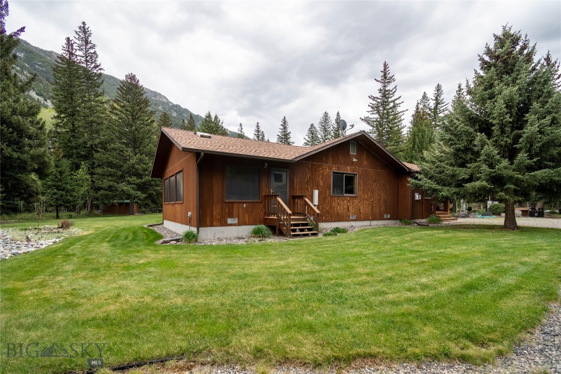 Whispering Pines - Residential