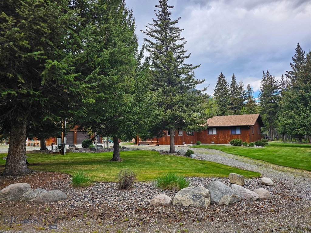 Whispering Pines - Residential