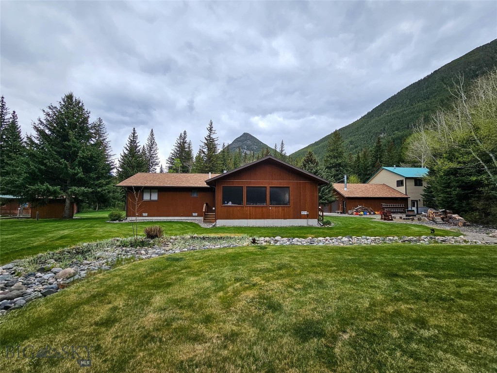 Whispering Pines - Residential
