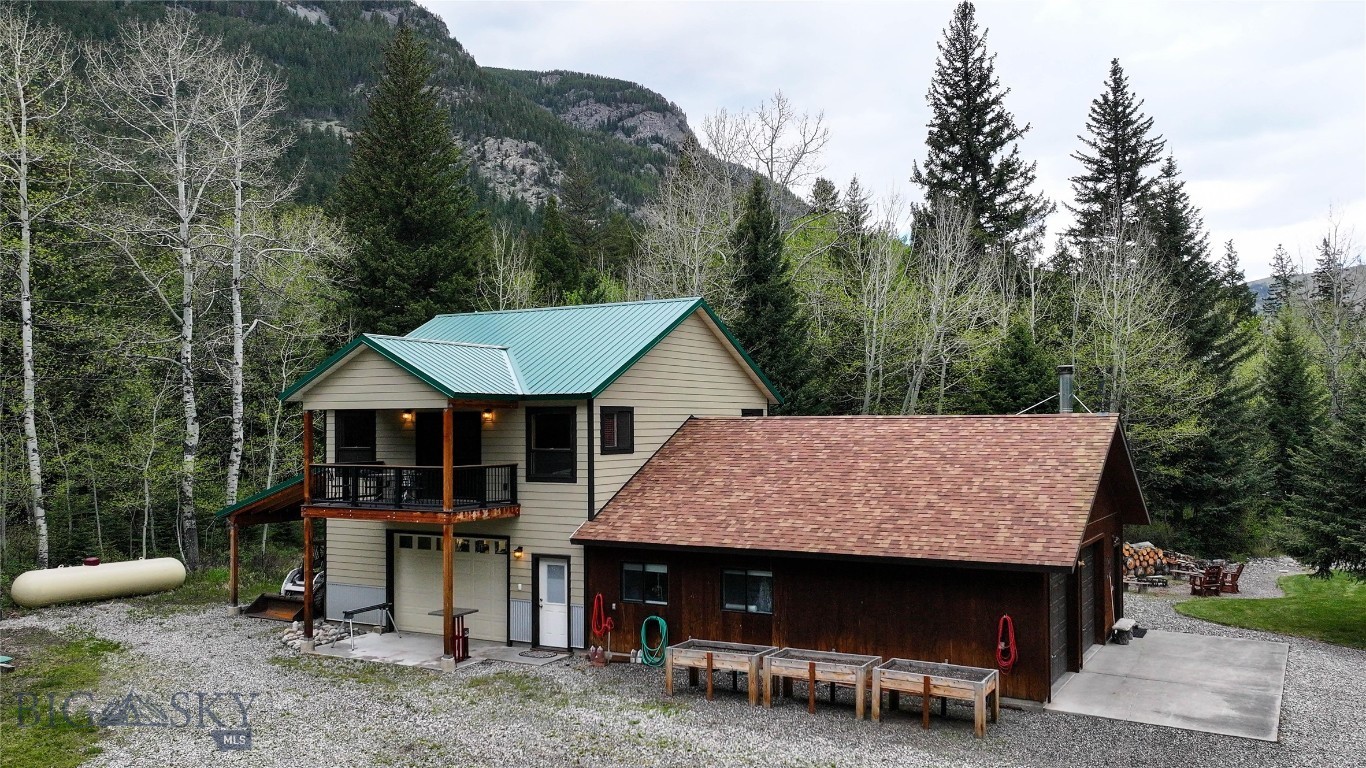 Whispering Pines - Residential