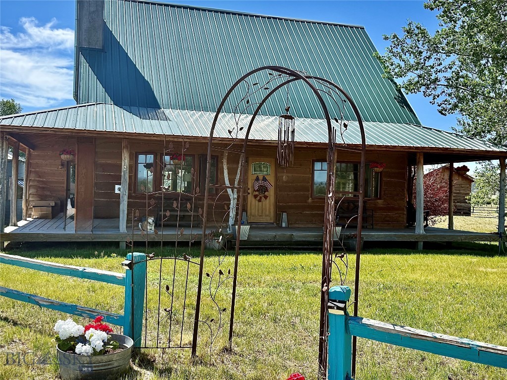 Ponderosa Pines - Residential