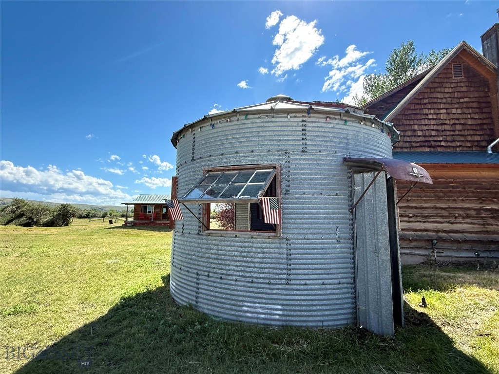 Ponderosa Pines - Residential
