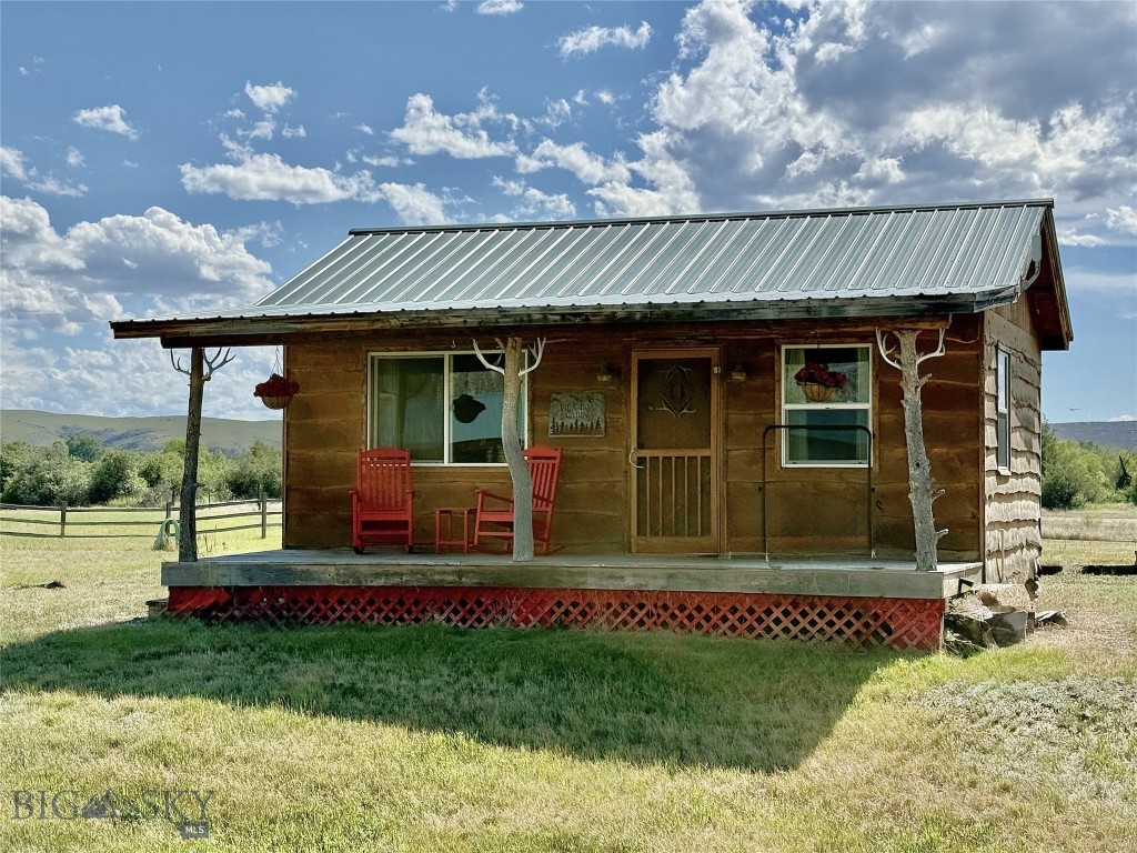 Ponderosa Pines - Residential