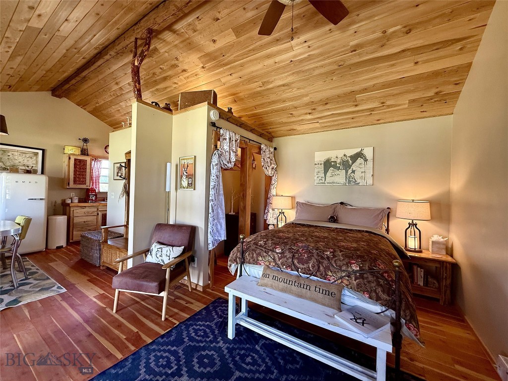 Ponderosa Pines - Residential