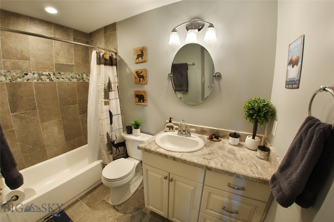 Elkridge Neighborhood - Residential