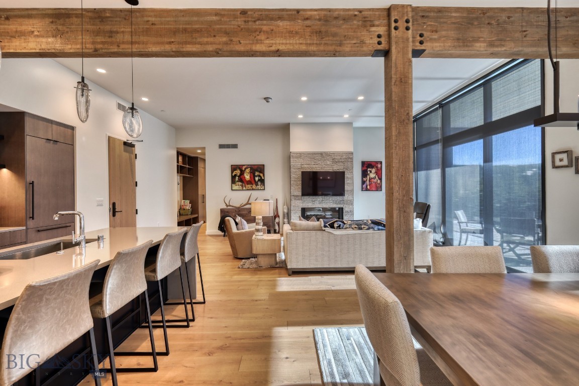 LakeLodge Residences - Residential