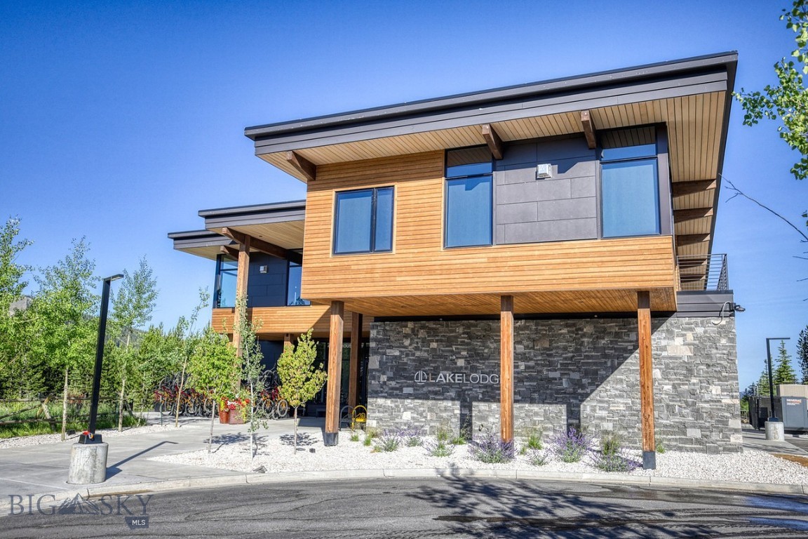 LakeLodge Residences - Residential