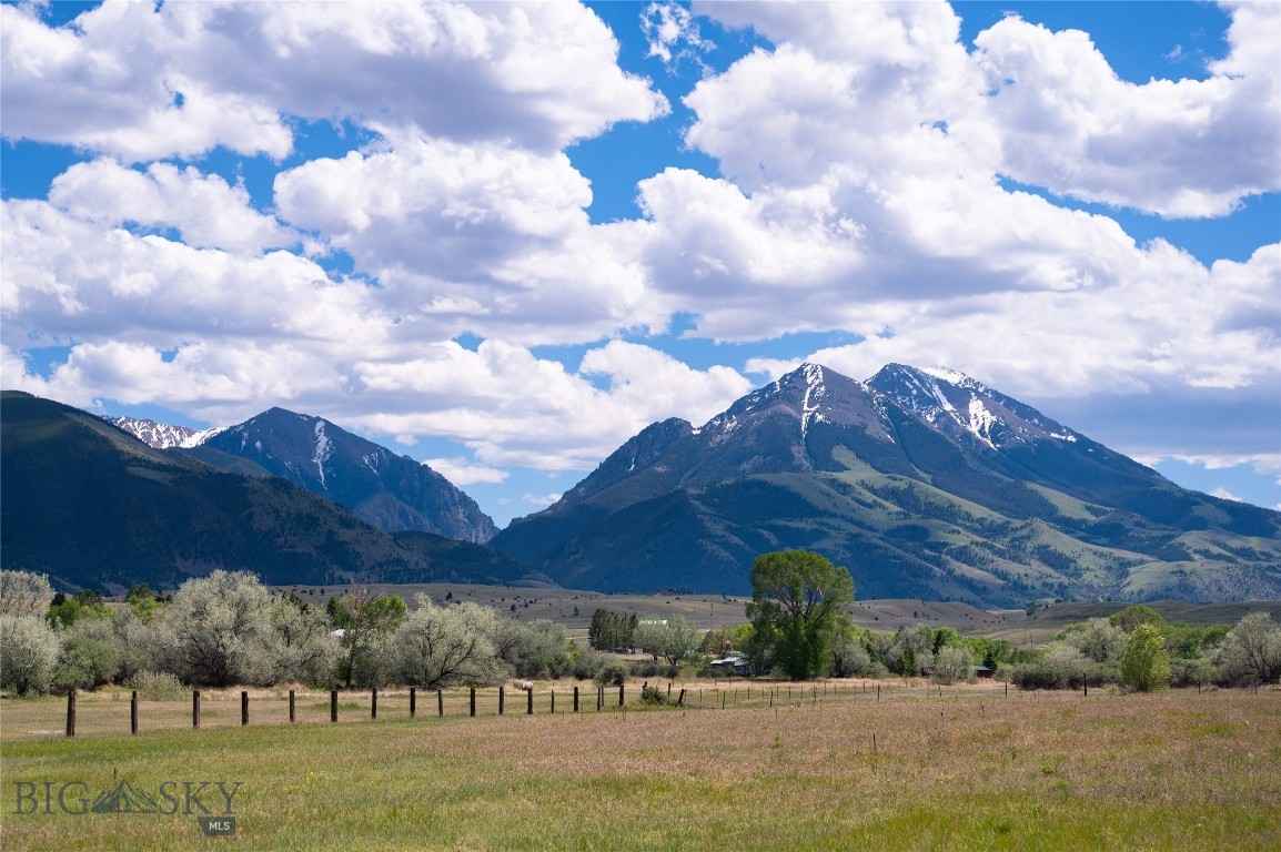 Emigrant Meadows - Land