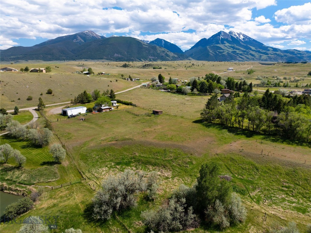 Emigrant Meadows - Land