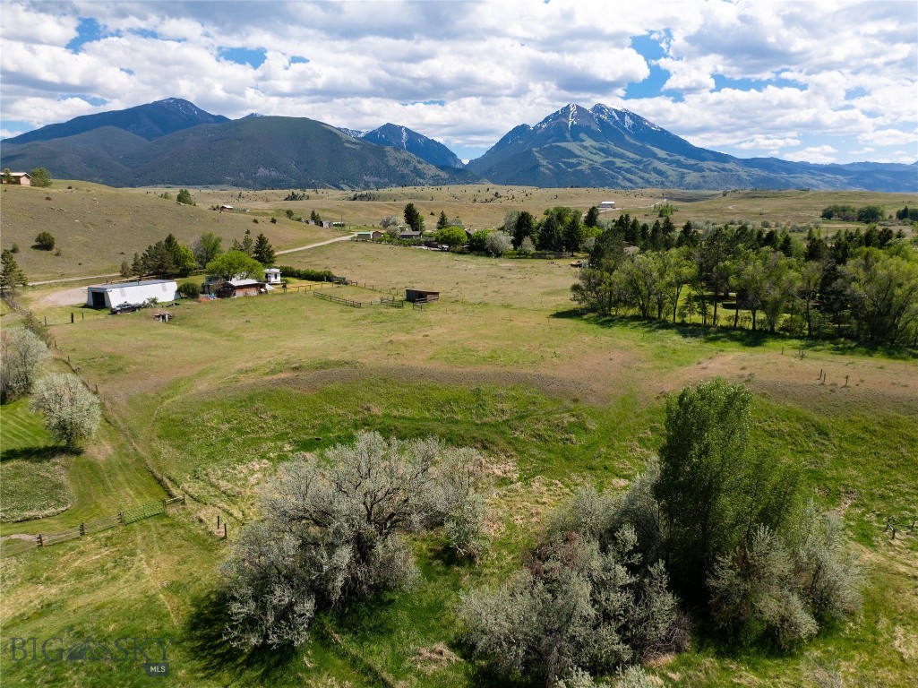 Emigrant Meadows - Land