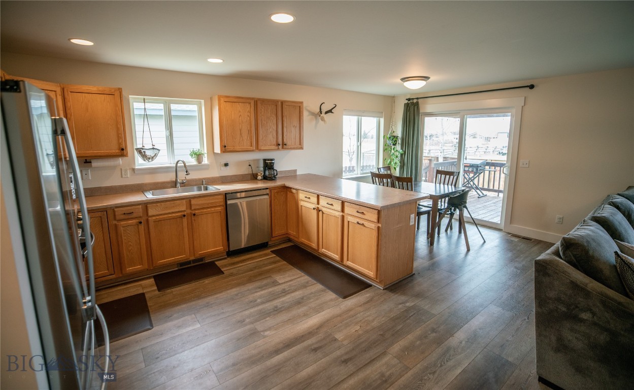 River Rock and Royal Village - Residential