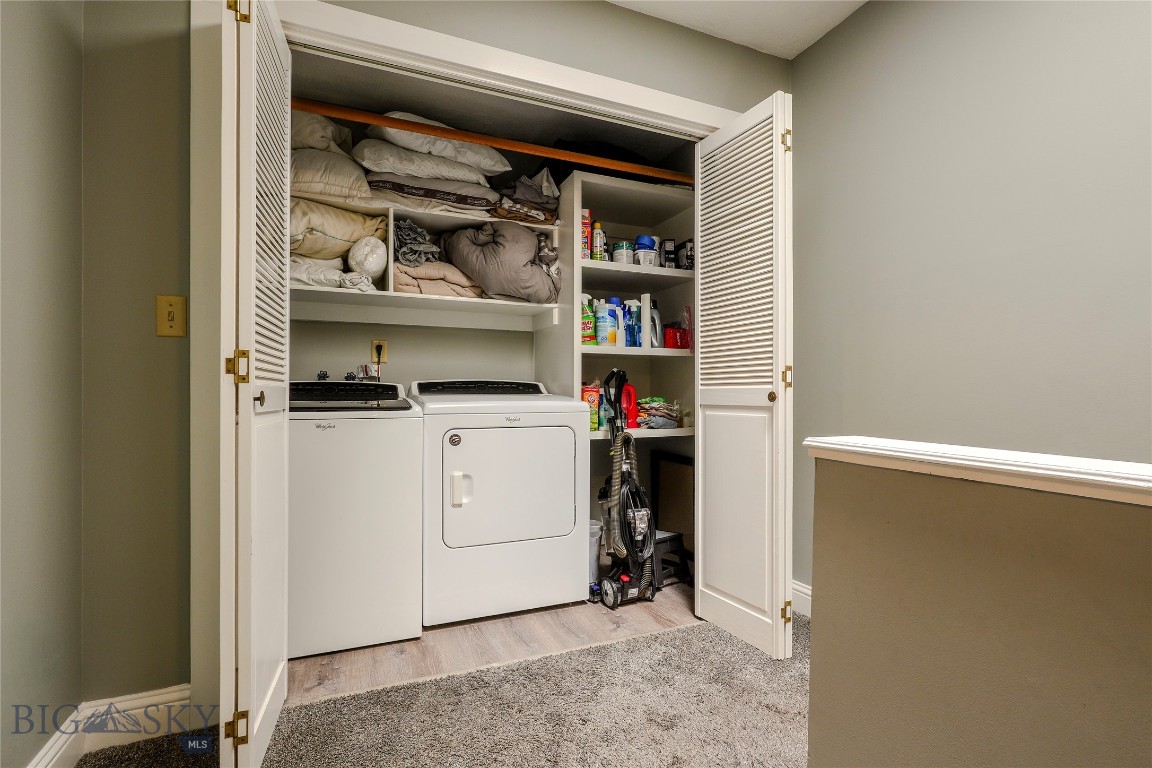 Cedarwinds Condo - Residential