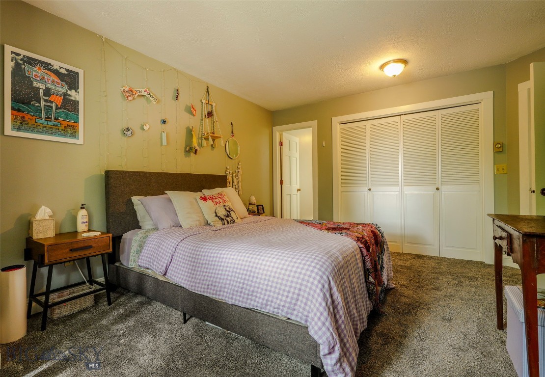Cedarwinds Condo - Residential