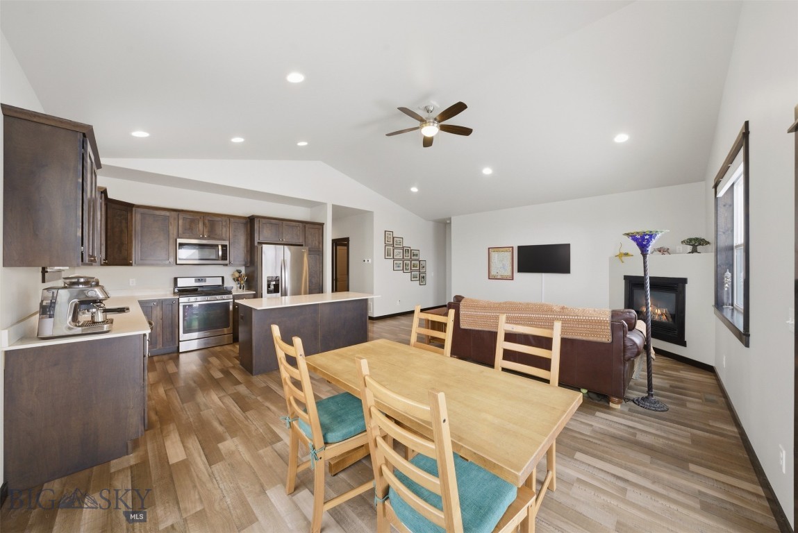 Discovery Vista - Residential