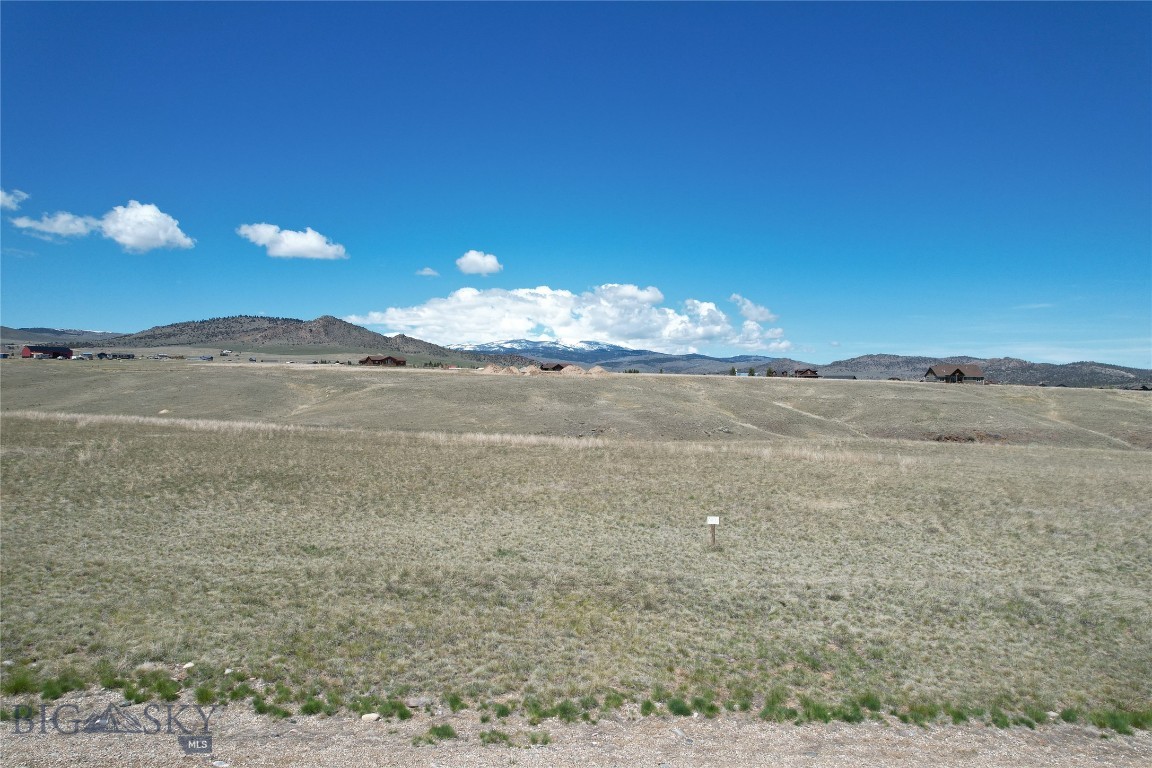 Pronghorn Meadows - Land