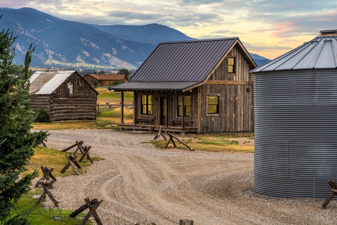 Ross Creek - Farm