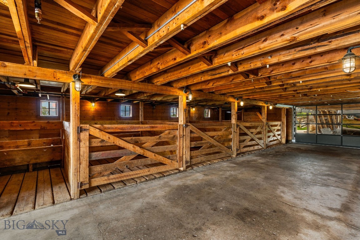 Ross Creek - Farm