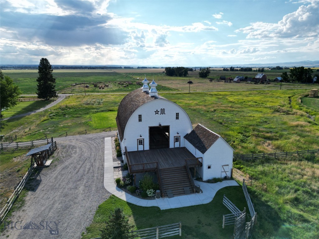 Ross Creek - Farm