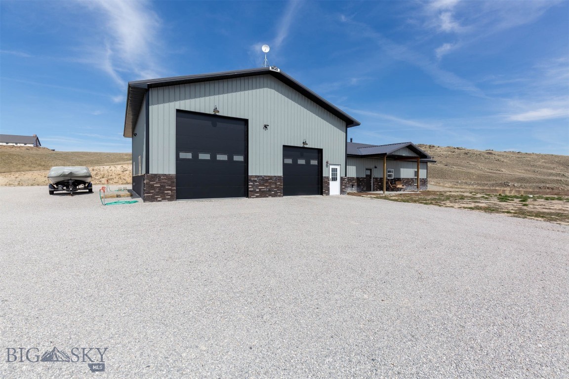 Hilltop Vista - Residential