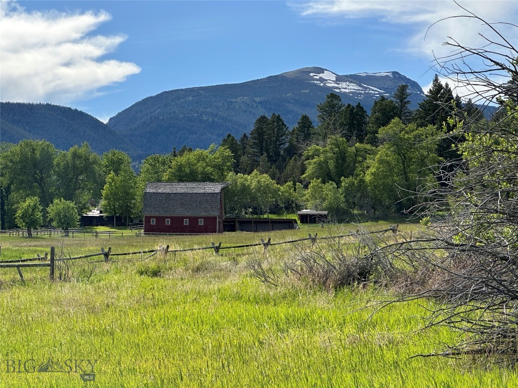 Stone Ridge Views - Land
