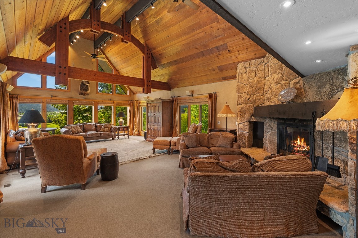 Sweetgrass Hill - Residential