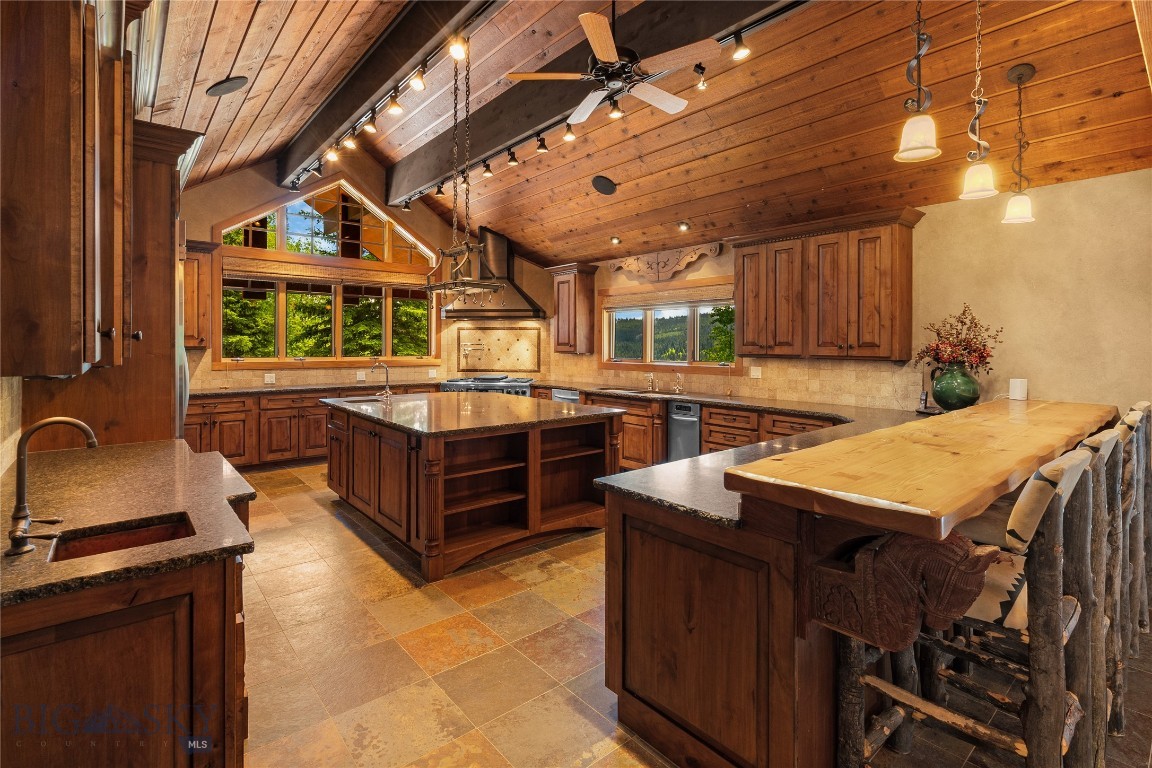 Sweetgrass Hill - Residential