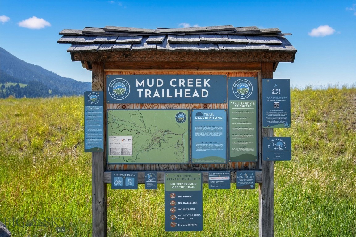 Blackfoot Hills - Land