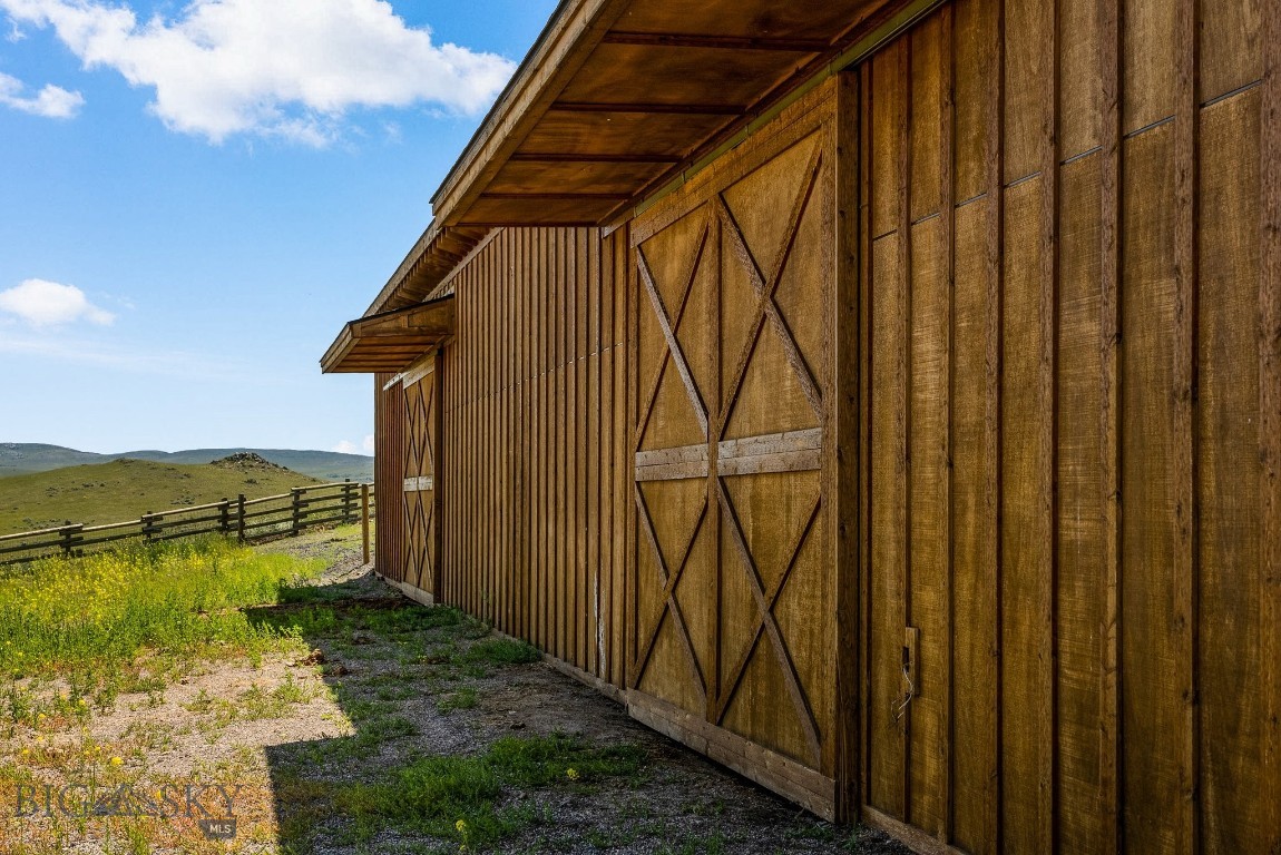 Hilltop Vista - Residential
