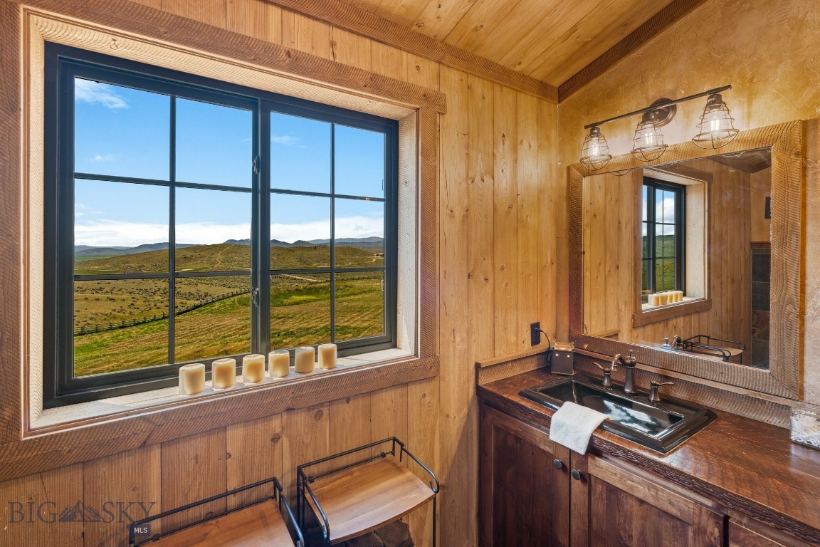 Hilltop Vista - Residential