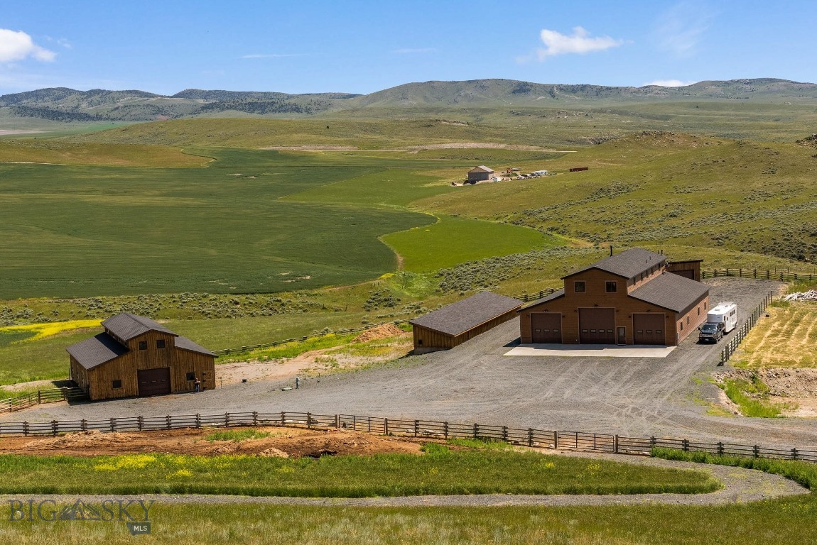 Hilltop Vista - Residential