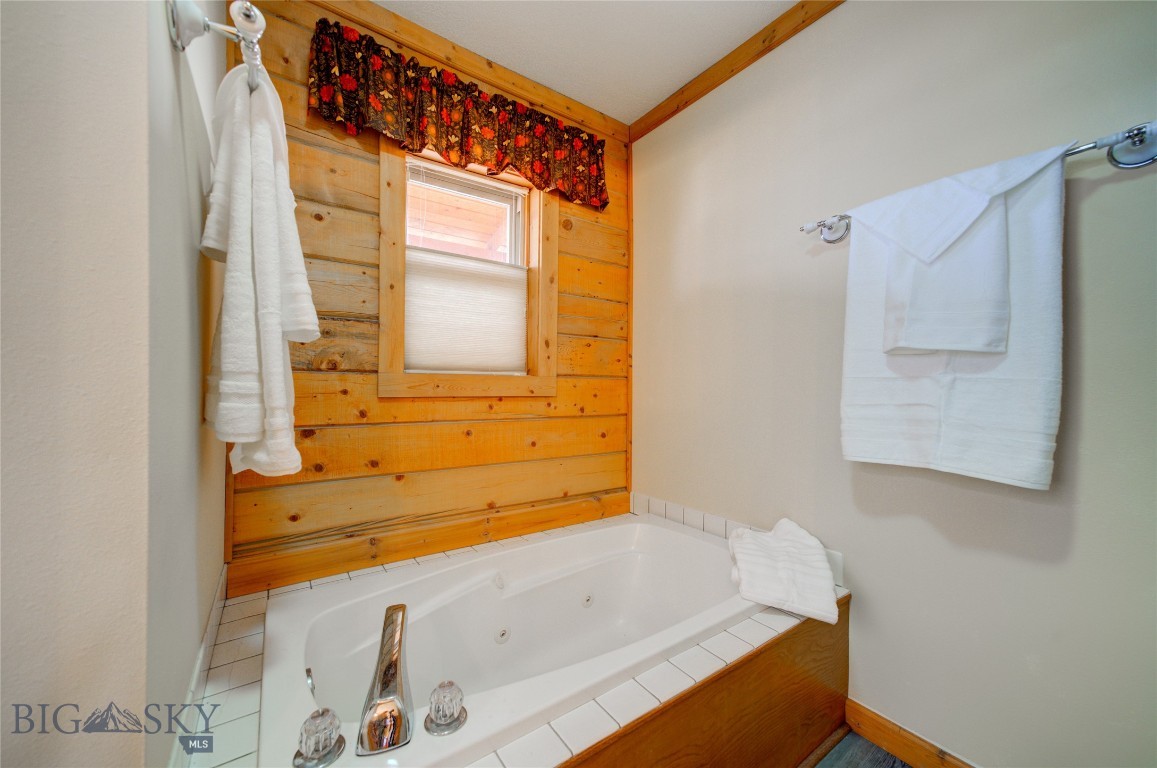 Troutdale - Residential