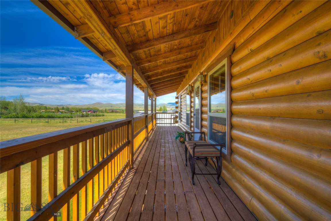 Troutdale - Residential
